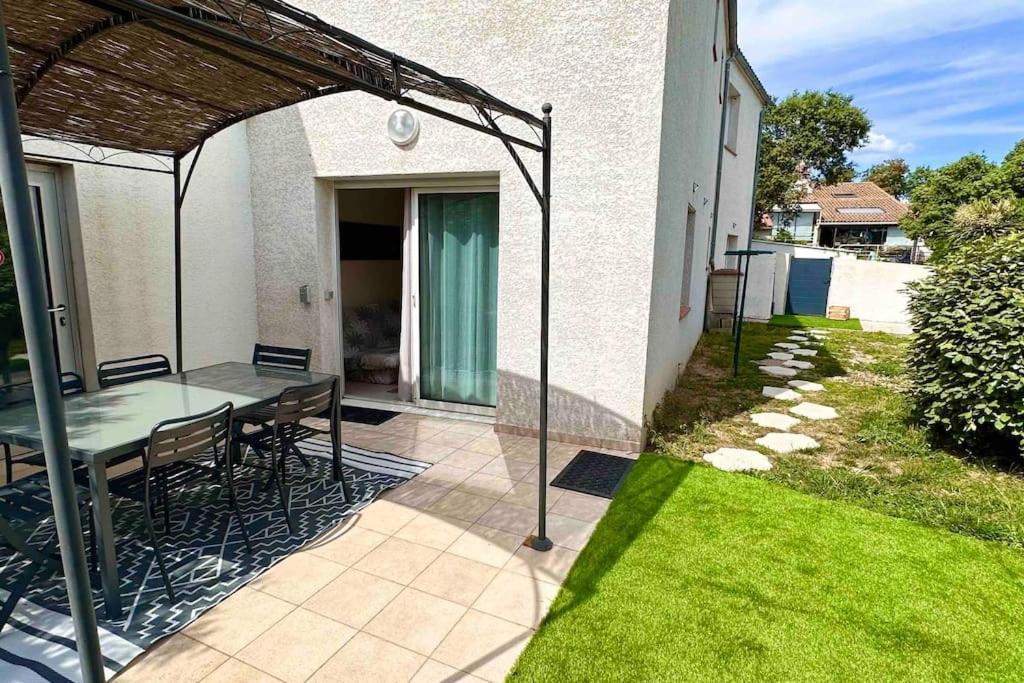Appart Independent Garden Pool & Spa Sussargues Exterior photo